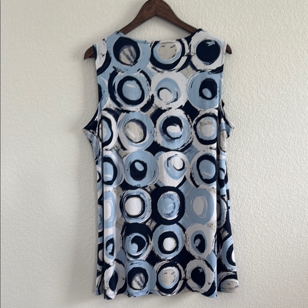 Size 2X Apt. 9 Sleeveless Circle-Print Tank Top in Blue - Picture 6 of 6